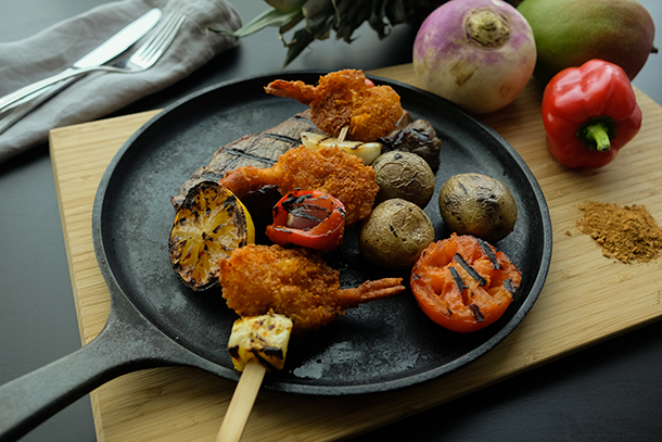 Accompagnements pour les menus restaurant avec les brochettes de crevettes à la noix de coco épicées